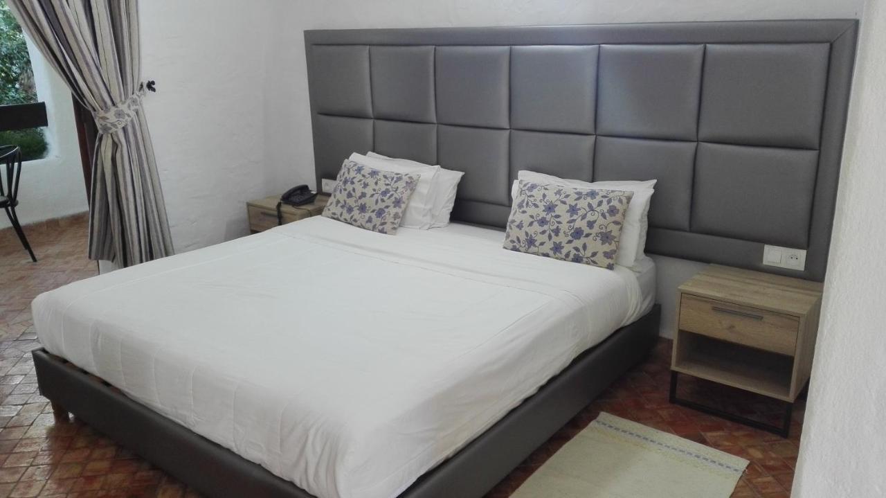 Hotel Mandy Tétouan Kültér fotó