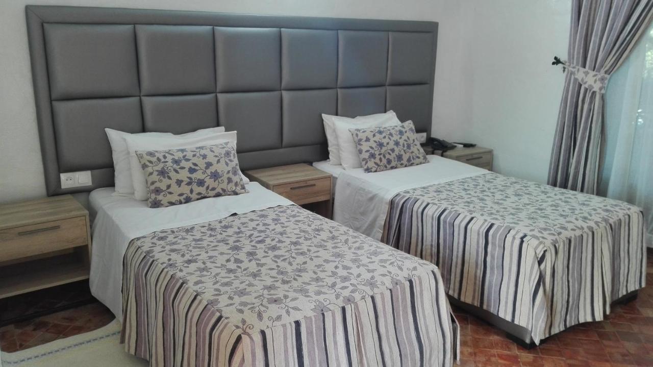 Hotel Mandy Tétouan Kültér fotó